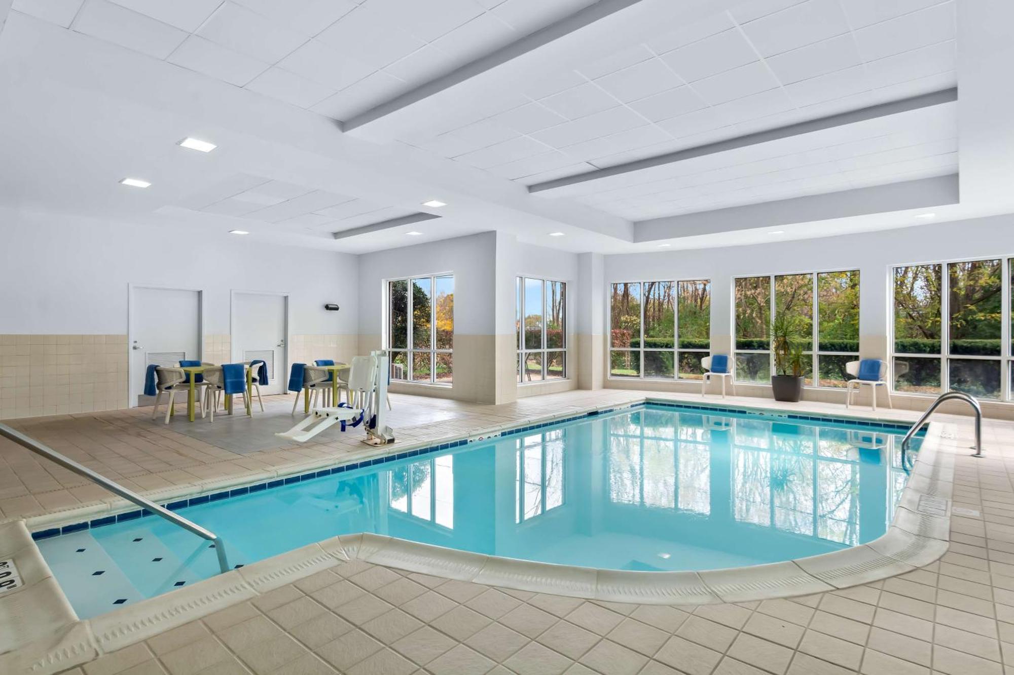 Hilton Garden Inn Lexington Georgetown Exteriör bild